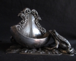 silverplate_frog_watchholder1