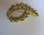 diamond sapphire 18k brooch 1