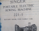 singer-featherweight-sewing-machine4