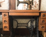 Singer-Treadle-machine