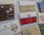 82 Bicentennial Coins - Uncirculated Sets  4