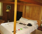 4-poster-bed