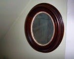 oval-walnut-victorian-mirror