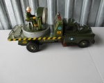 tin army toy vehicles 2