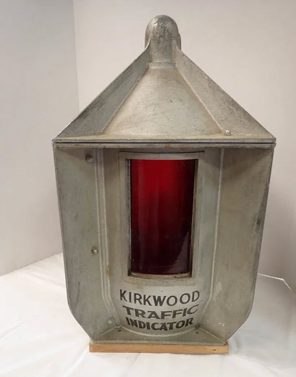 Antique "Kirkwood Traffic Indicator" Light, including pole - sold at auction for $3500 by Central Mass Auctions